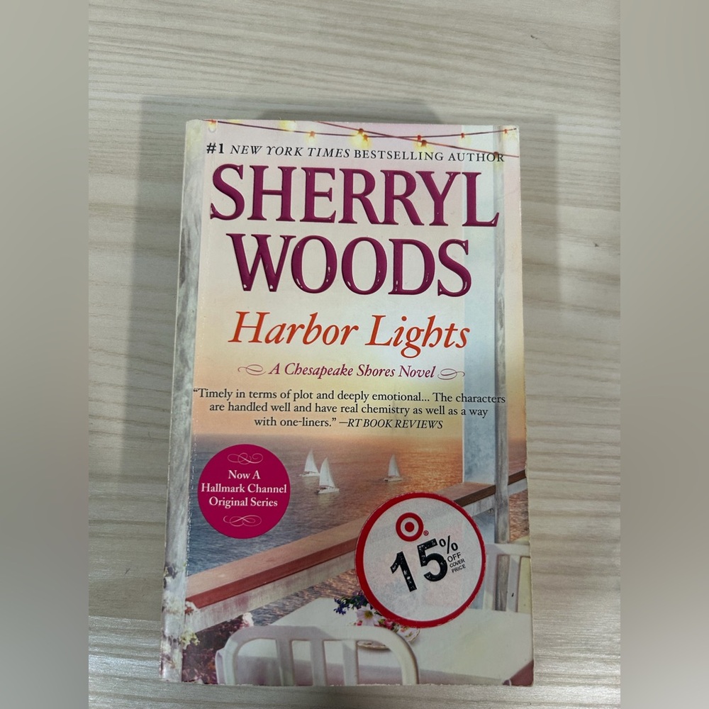 Harbor Lights by Sherryl Woods